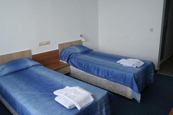 Hotel Akre Kavarna Extérieur photo